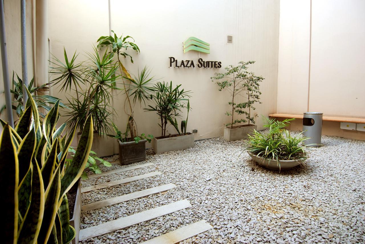 Plaza Suites Campana Luaran gambar